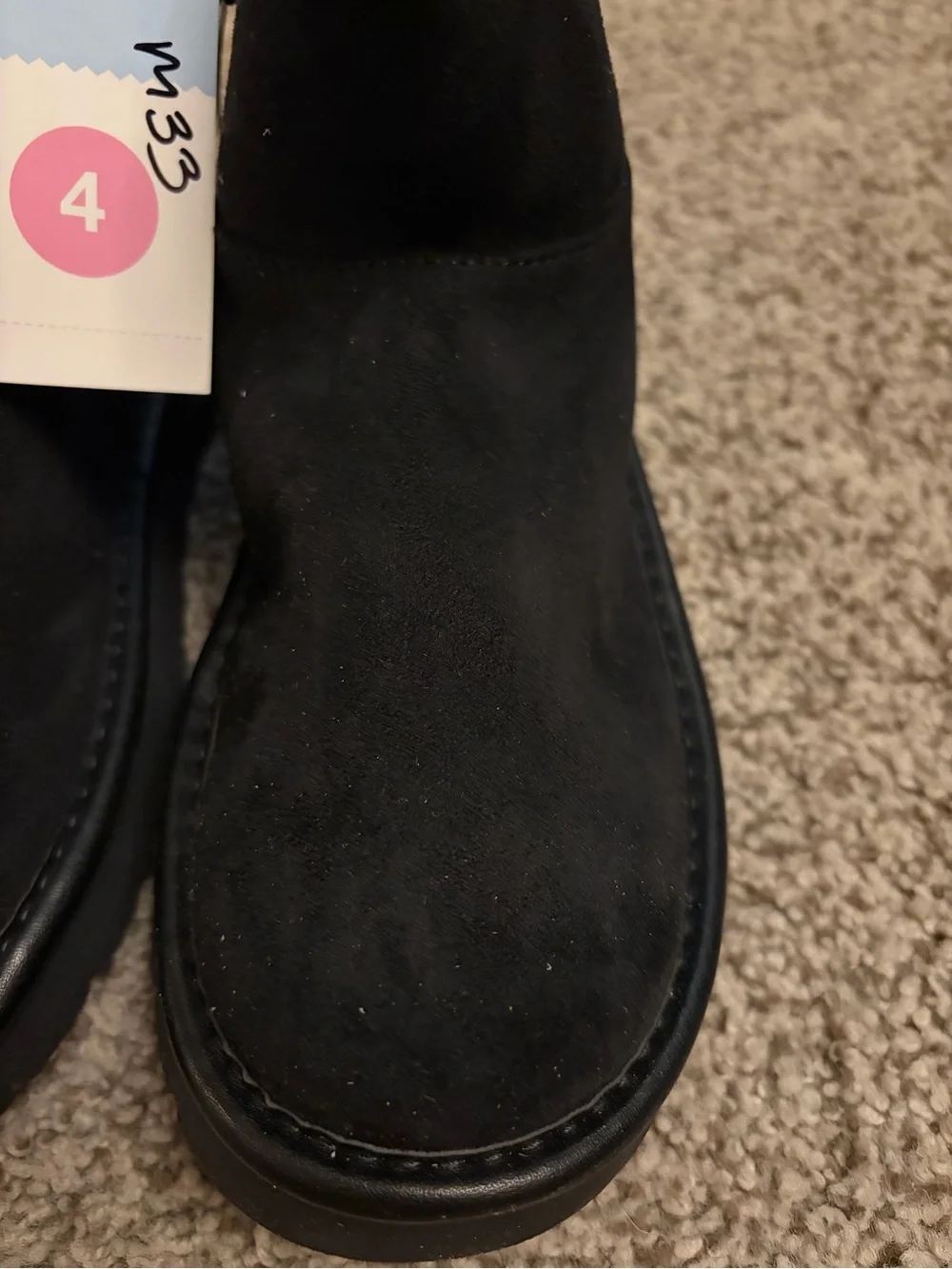 Cat & Jack boots size 4 NWT